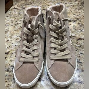 Vintage Havana Beige High-Top Sneakers